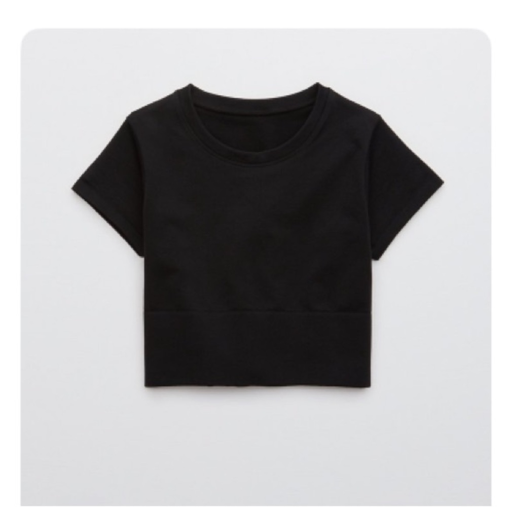 OFFLINE By Aerie Sidewalk Seamless Cropped Shirt